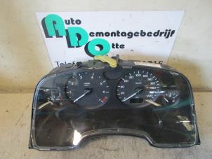 Gebruikte Cockpit Opel Zafira (F75) 1.8 16V Prijs € 75,00 Margeregeling aangeboden door Autodemontagebedrijf Otte