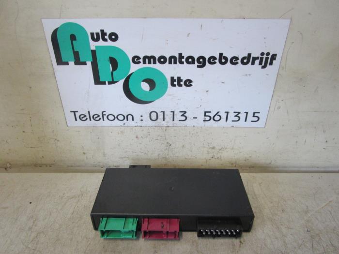 Gebruikte Computer Body Control BMW 3 serie Touring (E36/3) 318i Prijs € 50,00 Margeregeling aangeboden door Autodemontagebedrijf Otte