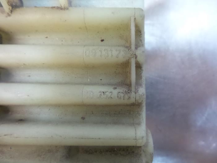 Computer Koeling van een Opel Astra G Caravan (F35) 2.0 Di 16V 1999