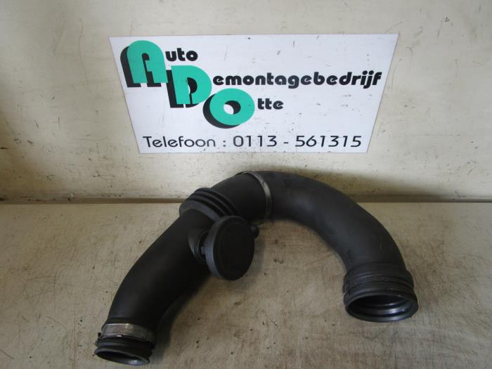 Gebruikte Turboslang Renault Kangoo Express (FC) 1.5 dCi 80 Prijs € 30,00 Margeregeling aangeboden door Autodemontagebedrijf Otte