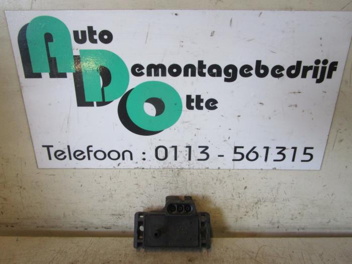 Gebruikte Map Sensor (inlaatspruitstuk) Renault Clio (B/C57/357/557/577) 1.2 Eco Kat. Prijs € 10,00 Margeregeling aangeboden door Autodemontagebedrijf Otte