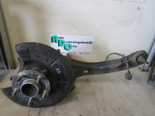 Gebruikte Asschenkel rechts-achter Ford Focus C-Max 2.0 TDCi 16V Prijs € 50,00 Margeregeling aangeboden door Autodemontagebedrijf Otte