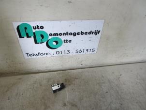 Gebruikte Airbag Sensor Ford Focus C-Max 2.0 TDCi 16V Prijs € 15,00 Margeregeling aangeboden door Autodemontagebedrijf Otte