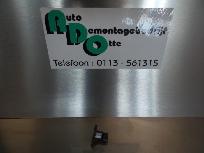 Gebruikte Sensor map (inlaatspruitstuk) Toyota Avensis Prijs € 30,00 Margeregeling aangeboden door Autodemontagebedrijf Otte