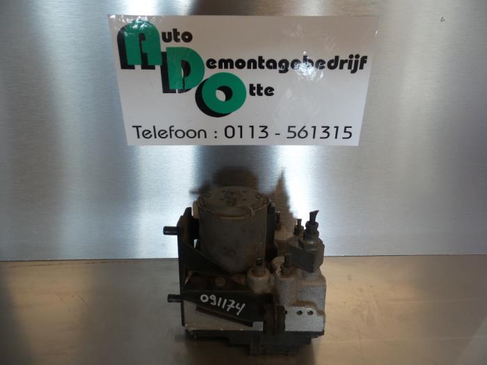 Gebruikte ABS Computer BMW 5 serie Touring (E39) 525tds Prijs € 50,00 Margeregeling aangeboden door Autodemontagebedrijf Otte