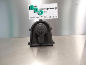 Gebruikte Aanjager Volkswagen Golf IV (1J1) 1.4 16V Prijs € 10,00 Margeregeling aangeboden door Autodemontagebedrijf Otte