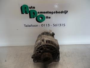 Gebruikte Dynamo Volkswagen Golf III (1H1) 1.9 TDI Prijs € 30,00 Margeregeling aangeboden door Autodemontagebedrijf Otte