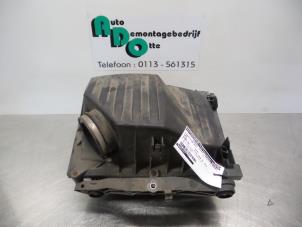 Gebruikte Luchtfilterhuis Opel Combo (Corsa C) 1.3 CDTI 16V Prijs € 20,00 Margeregeling aangeboden door Autodemontagebedrijf Otte