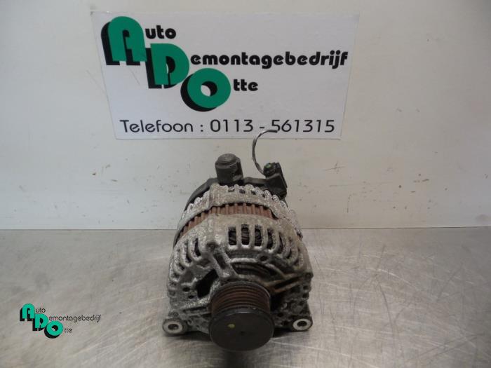 Dynamo van een Ford S-Max (GBW) 2.0 TDCi 16V 140 2007