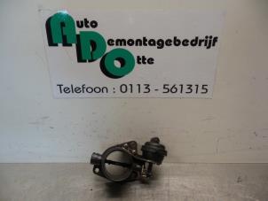 Gebruikte Gasklephuis Renault Megane II (BM/CM) 1.9 dCi 120 Prijs € 30,00 Margeregeling aangeboden door Autodemontagebedrijf Otte