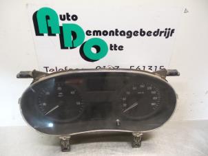 Gebruikte Instrumentenpaneel Opel Movano (4A1; 4A2; 4B2; 4B3; 4C2; 4C3) 2.5 CDTI Prijs € 30,00 Margeregeling aangeboden door Autodemontagebedrijf Otte