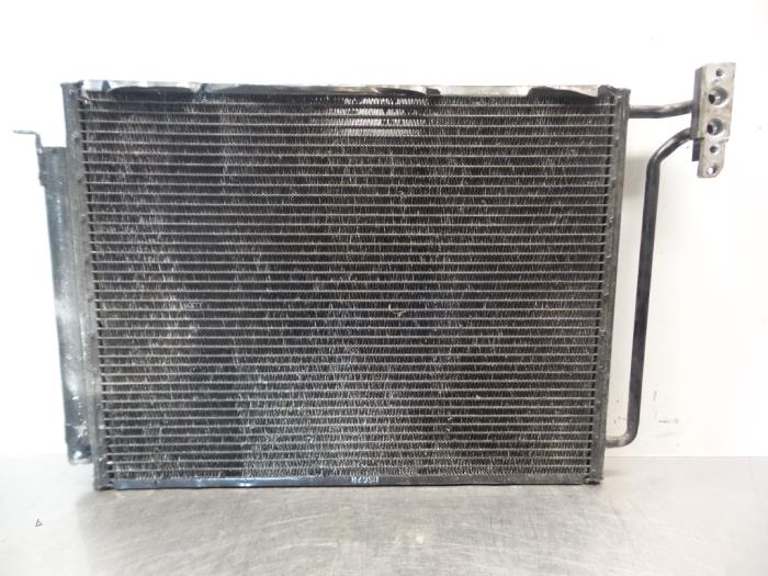Gebruikte Airco Condensor BMW X5 (E53) 4.4i V8 32V Prijs € 30,00 Margeregeling aangeboden door Autodemontagebedrijf Otte