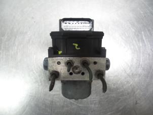 Gebruikte ABS Computer Jaguar X-type 2.0 D 16V Prijs € 100,00 Margeregeling aangeboden door Autodemontagebedrijf Otte