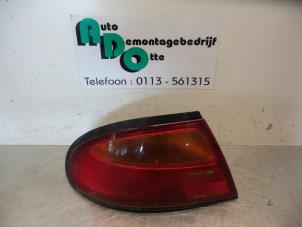 Gebruikte Achterlicht links Mazda 323 F (BA14) 1.8i GLX,GT 16V Prijs € 25,00 Margeregeling aangeboden door Autodemontagebedrijf Otte