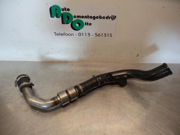 Gebruikte Intercooler Buis Jaguar X-type 2.0 D 16V Prijs € 50,00 Margeregeling aangeboden door Autodemontagebedrijf Otte