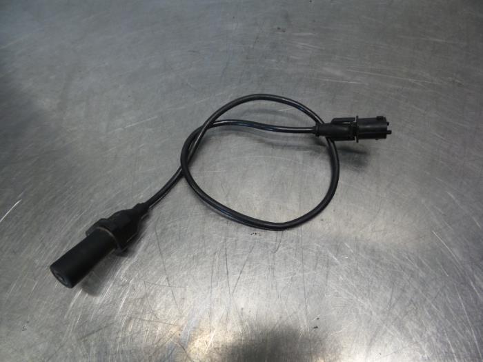 Gebruikte Krukas sensor Fiat Punto II (188) 1.2 16V Prijs € 20,00 Margeregeling aangeboden door Autodemontagebedrijf Otte