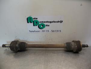 Gebruikte Aandrijfas links-achter Mercedes C Combi (S203) 2.6 C-240 18V Prijs € 35,00 Margeregeling aangeboden door Autodemontagebedrijf Otte