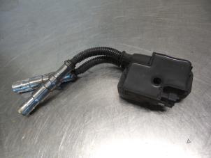 Gebruikte Bobine Mercedes C Combi (S203) 2.6 C-240 18V Prijs € 15,00 Margeregeling aangeboden door Autodemontagebedrijf Otte