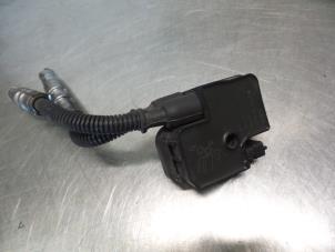 Gebruikte Bobine Mercedes C Combi (S203) 2.6 C-240 18V Prijs € 15,00 Margeregeling aangeboden door Autodemontagebedrijf Otte