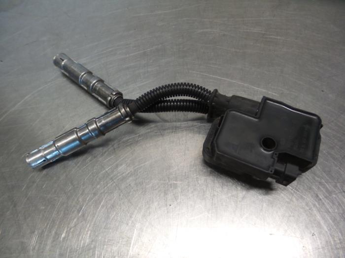 Gebruikte Bobine Mercedes C Combi (S203) 2.6 C-240 18V Prijs € 15,00 Margeregeling aangeboden door Autodemontagebedrijf Otte