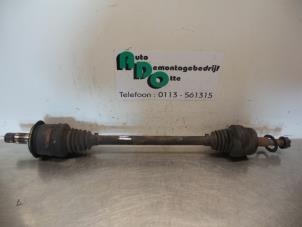 Gebruikte Steekas links-achter Chrysler 300 C 2.7 V6 24V Prijs € 75,00 Margeregeling aangeboden door Autodemontagebedrijf Otte