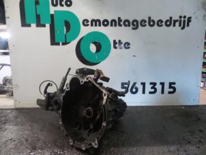 Gebruikte Versnellingsbak Hyundai Lantra/Elantra II Wagon 1.5 GL,GLS 12V Prijs € 250,00 Margeregeling aangeboden door Autodemontagebedrijf Otte
