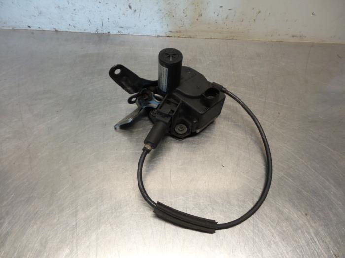 Gebruikte Cruise Control BMW 3 serie (E46/4) 316i Prijs € 50,00 Margeregeling aangeboden door Autodemontagebedrijf Otte