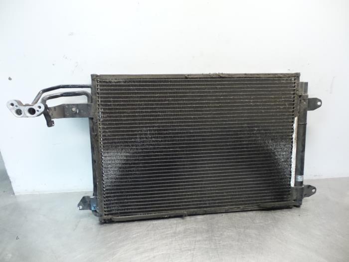 Gebruikte Airco Condensor Seat Leon (1P1) 1.9 TDI 105 Prijs € 25,00 Margeregeling aangeboden door Autodemontagebedrijf Otte