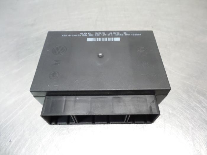Gebruikte Bodycontrol Module Seat Ibiza III (6L1) 1.2 12V Prijs € 30,00 Margeregeling aangeboden door Autodemontagebedrijf Otte