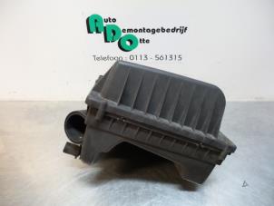 Gebruikte Luchtfilterhuis Opel Astra H SW (L35) 1.7 CDTi 16V Prijs € 25,00 Margeregeling aangeboden door Autodemontagebedrijf Otte
