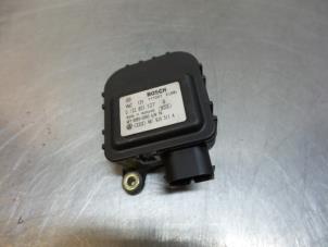 Gebruikte Kachelklep Motor Audi A6 (C5) 2.4 V6 30V Prijs € 25,00 Margeregeling aangeboden door Autodemontagebedrijf Otte