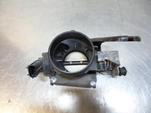 Gebruikte Gasklephuis Ford Focus 1 Wagon 1.6 16V Prijs € 25,00 Margeregeling aangeboden door Autodemontagebedrijf Otte