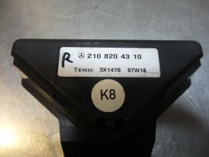 Sensor (overige) van een Mercedes E-Klasse 1996