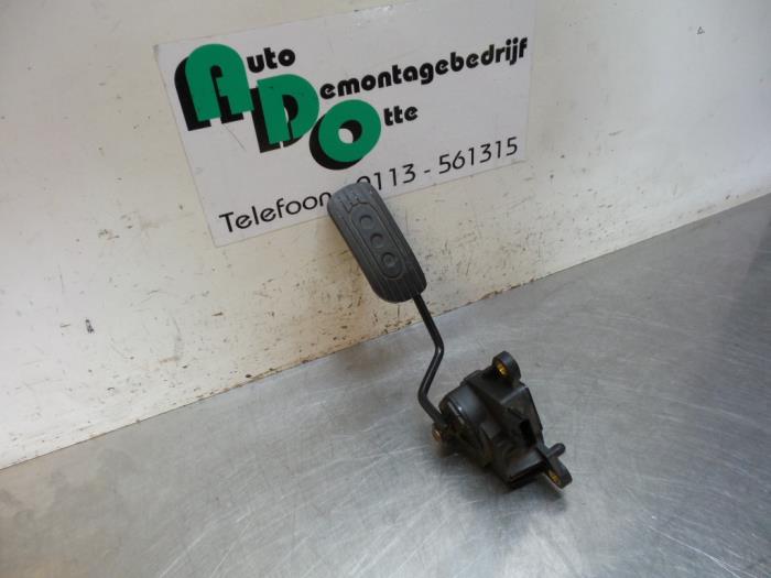 Gebruikte Gaspedaalpositie Sensor Nissan Micra (K12) 1.2 16V Prijs € 35,00 Margeregeling aangeboden door Autodemontagebedrijf Otte