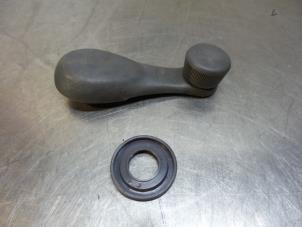 Gebruikte Raamslinger Chevrolet Matiz 0.8 S,SE Prijs € 5,00 Margeregeling aangeboden door Autodemontagebedrijf Otte