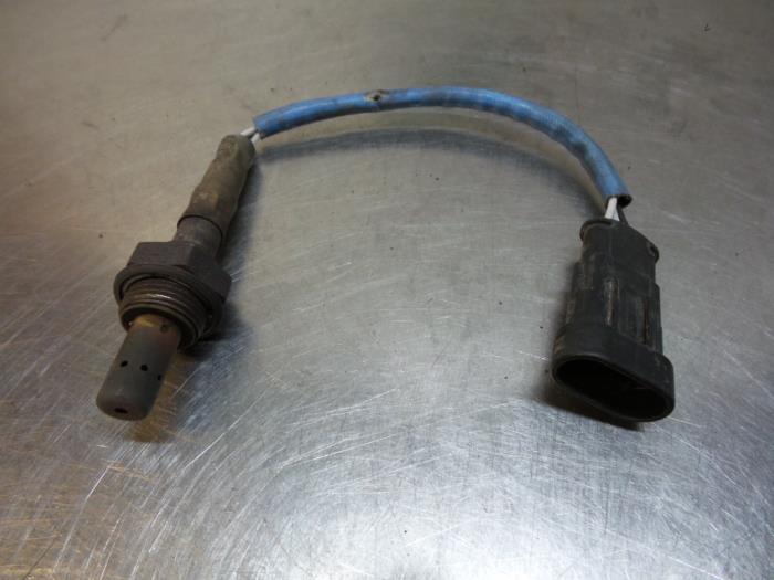 Gebruikte Lambda Sonde Renault Clio II (BB/CB) 1.6 RN, RT Prijs € 15,00 Margeregeling aangeboden door Autodemontagebedrijf Otte