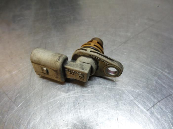 Gebruikte Sensor Nokkenas Seat Ibiza III (6L1) 1.2 12V Prijs € 10,00 Margeregeling aangeboden door Autodemontagebedrijf Otte