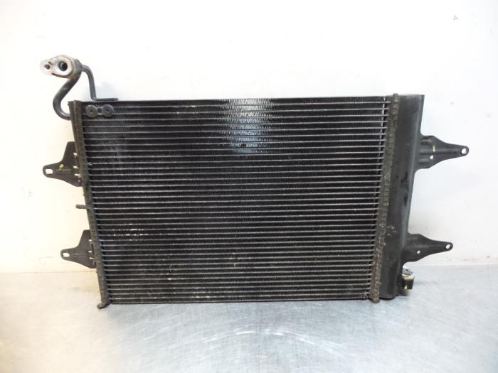 Gebruikte Airco Condensor Seat Ibiza III (6L1) 1.4 16V 75 Prijs € 50,00 Margeregeling aangeboden door Autodemontagebedrijf Otte