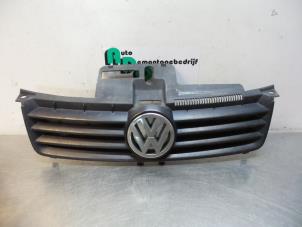 Gebruikte Grille Volkswagen Polo IV (9N1/2/3) 1.9 SDI Prijs € 20,00 Margeregeling aangeboden door Autodemontagebedrijf Otte