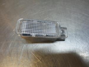 Gebruikte Diversen Volkswagen Fox (5Z) 1.2 Prijs € 5,00 Margeregeling aangeboden door Autodemontagebedrijf Otte