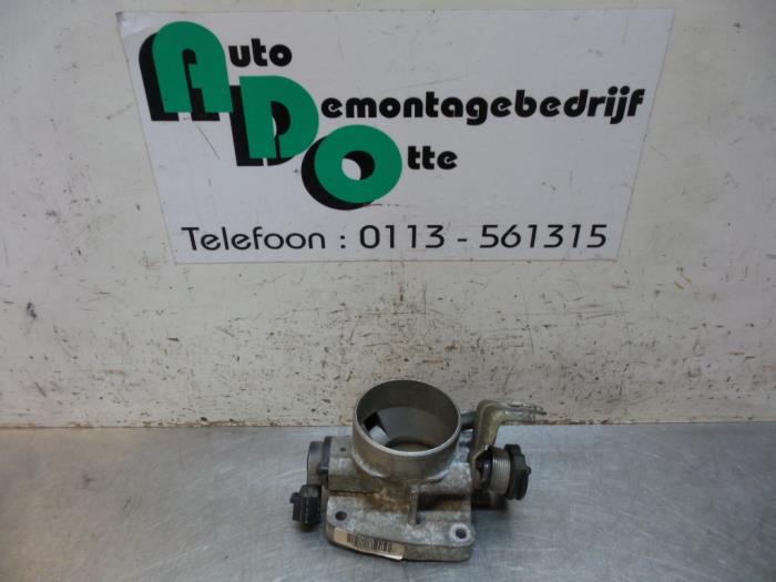 Gebruikte Gasklephuis Ford Ka I 1.6i SportKa Prijs € 30,00 Margeregeling aangeboden door Autodemontagebedrijf Otte