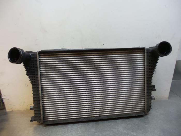 Gebruikte Intercooler Volkswagen Golf Plus (5M1/1KP) 2.0 TDI 16V Prijs € 40,00 Margeregeling aangeboden door Autodemontagebedrijf Otte