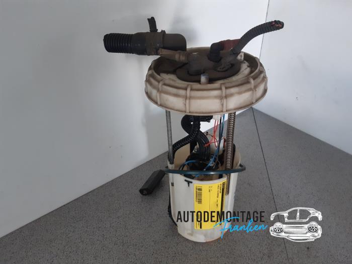 Gebruikte Opvoerpomp Iveco New Daily IV 40C15V, 40C15V/P Prijs € 80,00 Margeregeling aangeboden door Franken Autodemontage B.V.