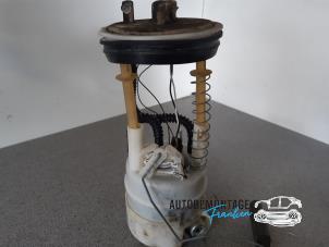 Gebruikte Benzinepomp Nissan Qashqai (J10) 2.0 16V Prijs € 35,00 Margeregeling aangeboden door Franken Autodemontage B.V.