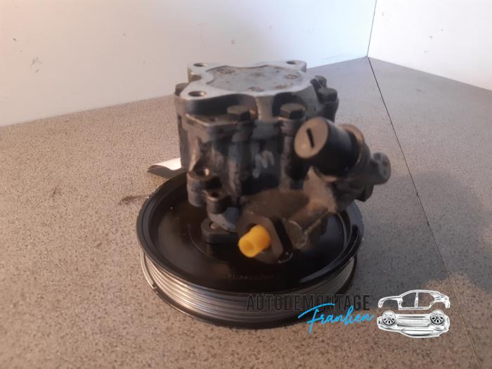 Gebruikte Servopomp BMW 3 serie (E46/4) 316i Prijs € 40,00 Margeregeling aangeboden door Franken Autodemontage B.V.