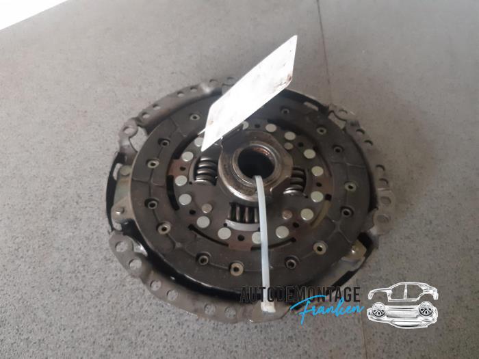 Gebruikte Koppelingsset (compleet) Suzuki Baleno (GA/GB) 1.6 16V Prijs € 40,00 Margeregeling aangeboden door Franken Autodemontage B.V.