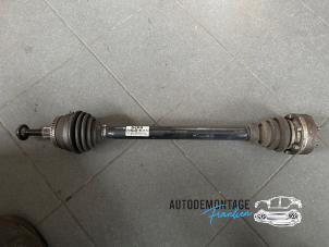 Gebruikte Steekas rechts-voor Audi A4 Avant (B7) 1.6 Prijs € 45,00 Margeregeling aangeboden door Franken Autodemontage B.V.