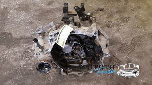 Gebruikte Versnellingsbak Volkswagen Fox (5Z) 1.2 Prijs op aanvraag aangeboden door Franken Autodemontage B.V.