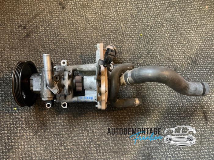Gebruikte Waterpomp Peugeot Boxer (U9) 2.2 HDi 100 Euro 4 Prijs € 100,00 Margeregeling aangeboden door Franken Autodemontage B.V.