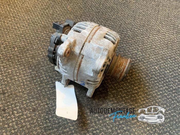 Gebruikte Dynamo Volkswagen Golf VI (5K1) 2.0 TDI 16V Prijs € 50,00 Margeregeling aangeboden door Franken Autodemontage B.V.